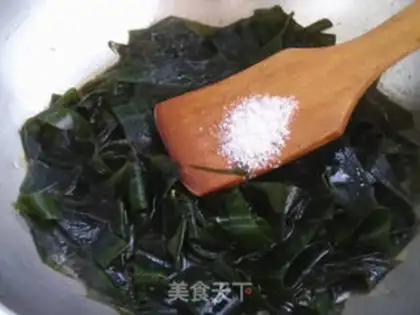 Make Tomato, egg burn step 12