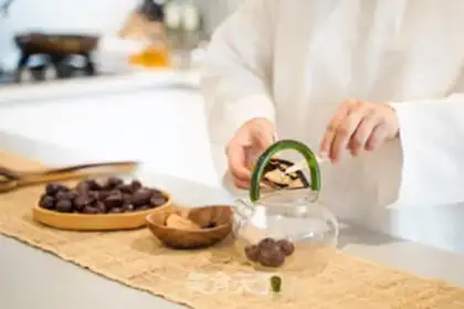 Make Gin-snack date tea step 3