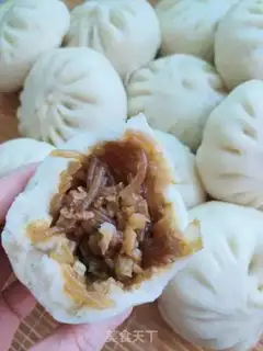 Make Powder pork buns step 16