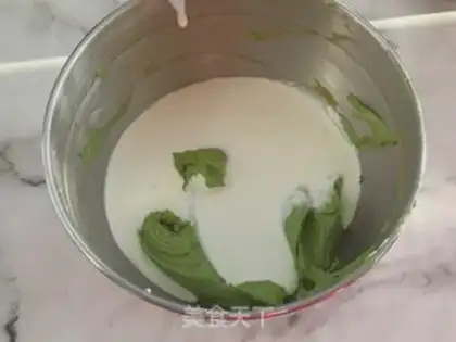 Make "Christmas cookies with tea and cream." step 14