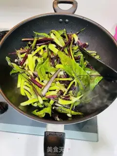 Make Clear the red cabbage step 1