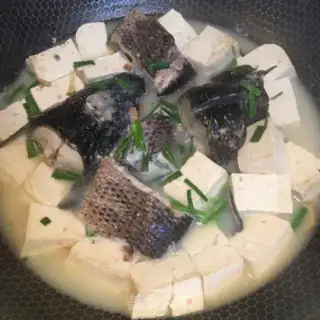 Make Tofu stewed black fish step 9
