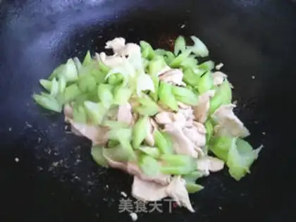 Make Celery fried chicken step 7