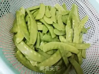 Make Cow pickled Dutch beans step 1