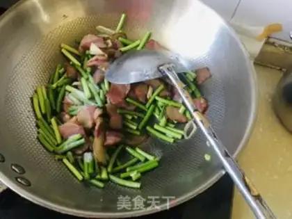 Make Garlic pork step 5