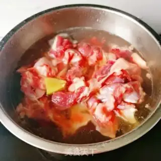 Make A lamb stew with carrots step 2