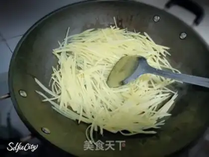 Make Spicy potatoes step 5
