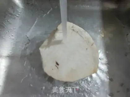 Make Egg dumplings for taco heads step 1