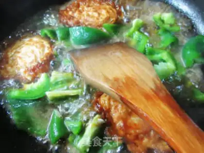 Make Potato pepper for eggs step 7
