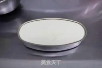 Make No sour cream cake step 9