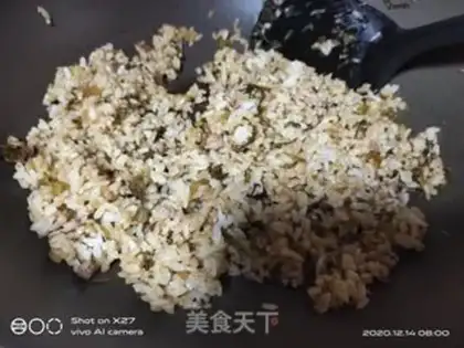 Make Snow gravy meat fried rice step 4