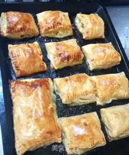 Make Soccer banana pie step 10