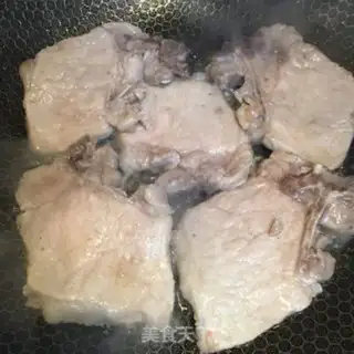 Make Two mushrooms dry stew step 5