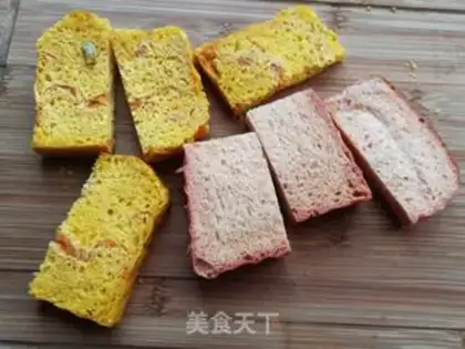 Make Potato toast with fried eggs step 0