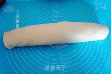 Make Vanilla red bean roll step 5