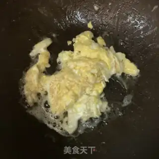 Make Tomato egg and ham noodles step 4