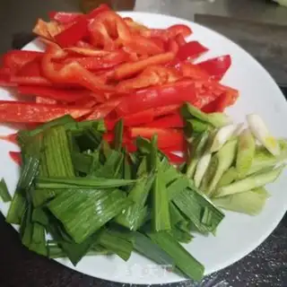 Make Sweet pepper fried pork liver step 0
