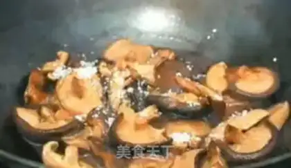 Make Fried mushrooms step 3