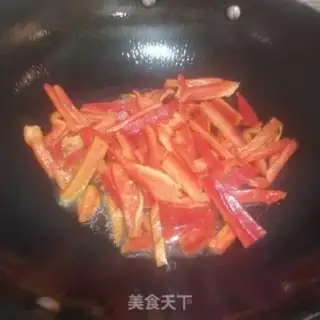 Make Sweet pepper fried pork liver step 2