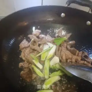 Make Sweet pepper fried pork liver step 7