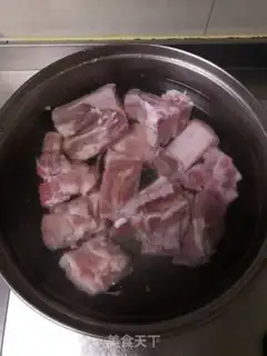 Make Pork chops, cucumber soup step 0