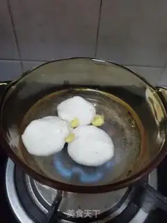 Make Ink-bread mustard soup step 1