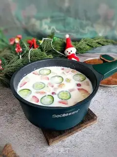 Make Merry Christmas, sweet fruit and milk step 9