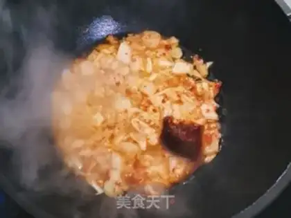 Make Hot cabbage tofu soup step 3