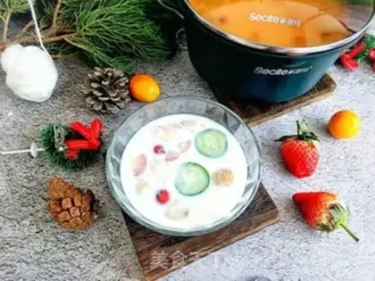 Make Merry Christmas, sweet fruit and milk step 11