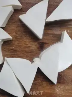 Make The chicken pot collapsed tofu step 0