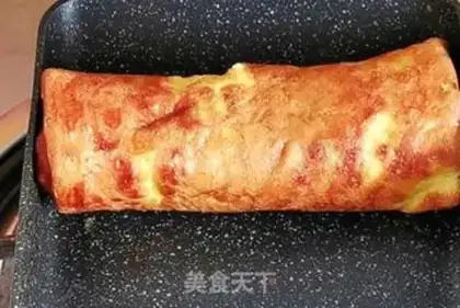 Make Beef sausage egg rolls step 4