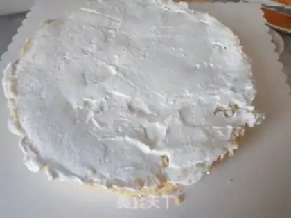 Make Eight-inch cream cake step 1