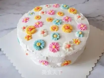 Make Eight-inch cream cake step 3