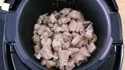 Make Sioux-style red meat without a drop of water step 3