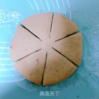 Make Christmas snow bread step 15