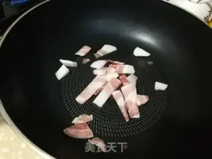 Make Five flowers for a melon step 1
