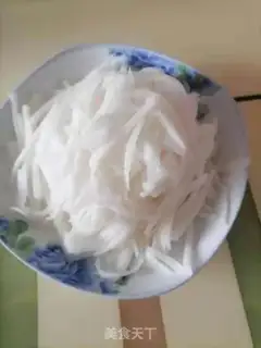 Make Piggy radish step 1