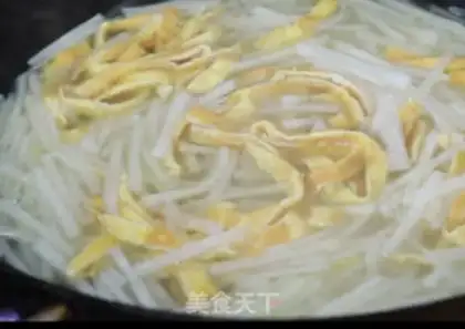 Make radish egg soup step 6