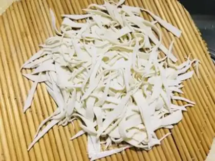 Make Pumpkin leaves step 2