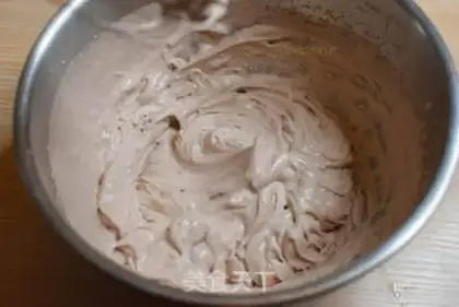 Make Chocolate stake birthday cake step 19