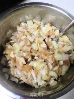 Make Black pepper chicken pie step 1