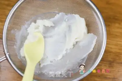 Make Christmas rice cake step 6