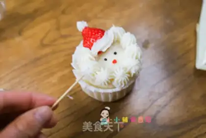 Make Christmas rice cake step 11
