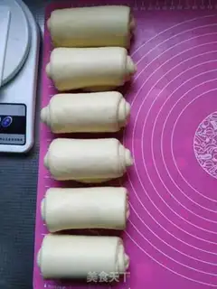 Make Red bean toast step 4
