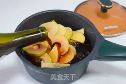 Make Pear with wine step 3