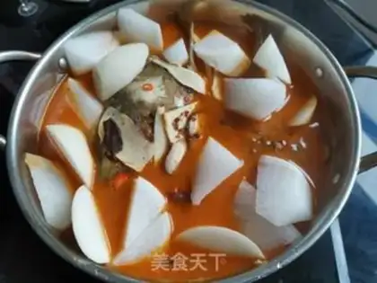 Make radish fish head step 6