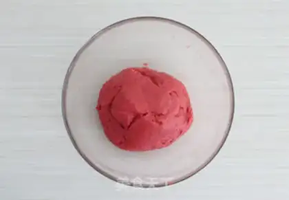 Make Strawberry mashed potatoes step 4