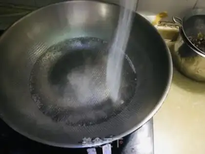 Make Garlic fan gravy step 3