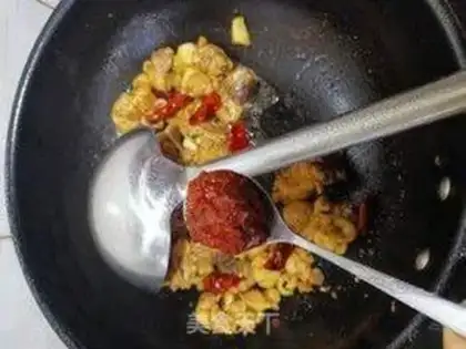 Make A red roasted chicken step 4