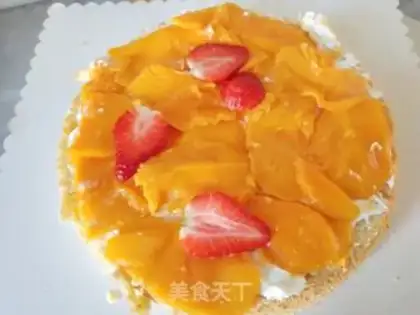 Make The cartoon character is eight-inch cream cake step 5